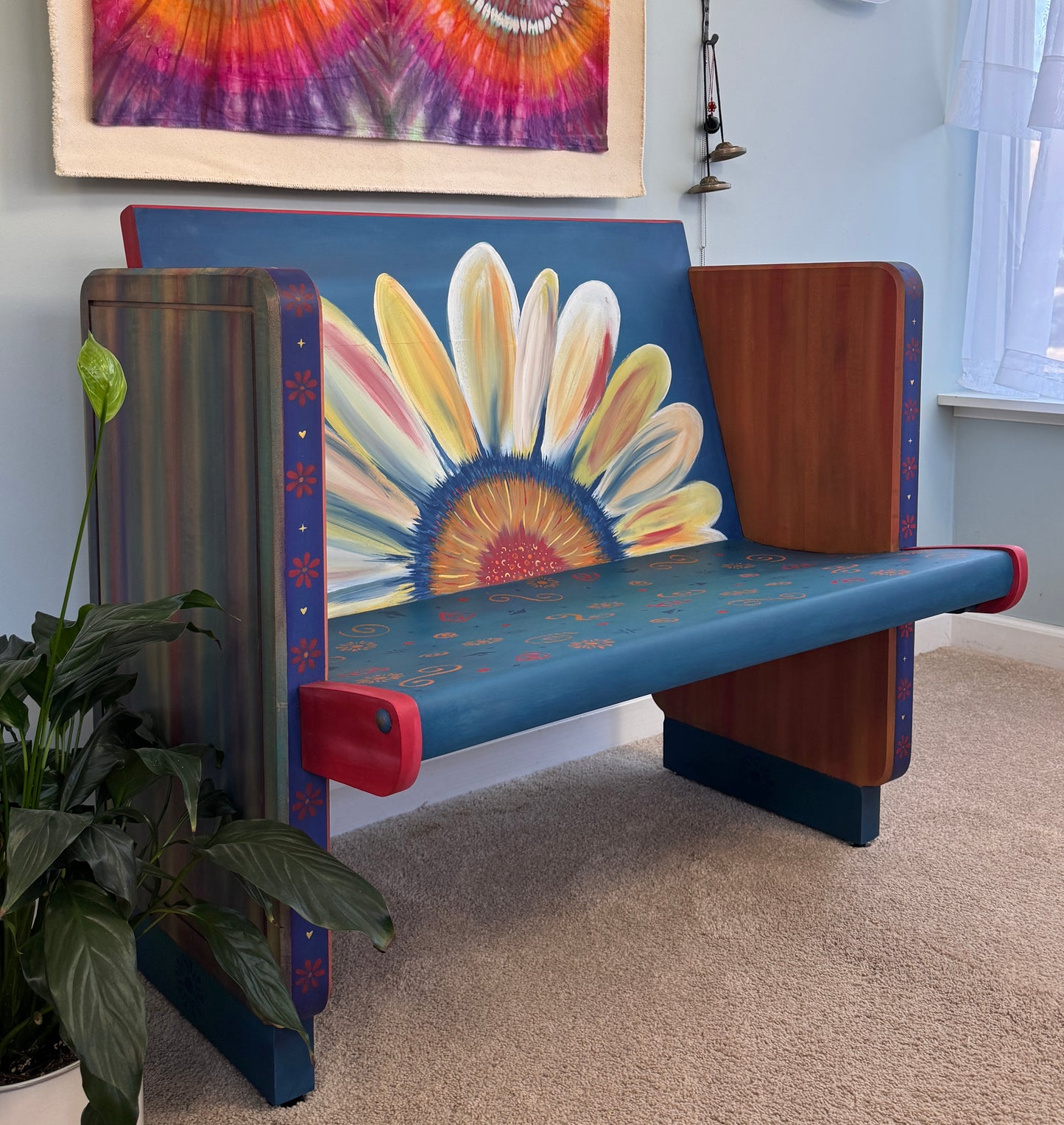 Daisy Bench, right side