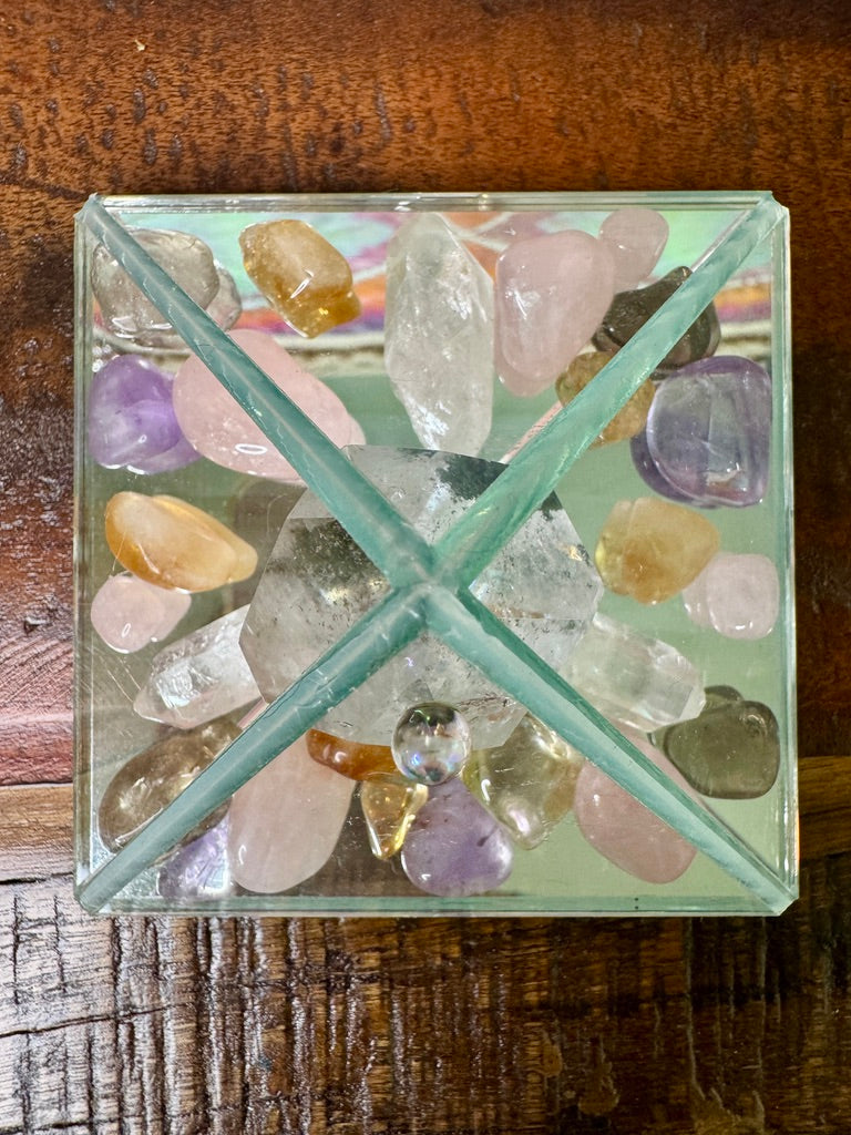 GREEN PHANTOM PYRAMID: Rainbow Inclusions for Inner Peace & Loving Harmony!